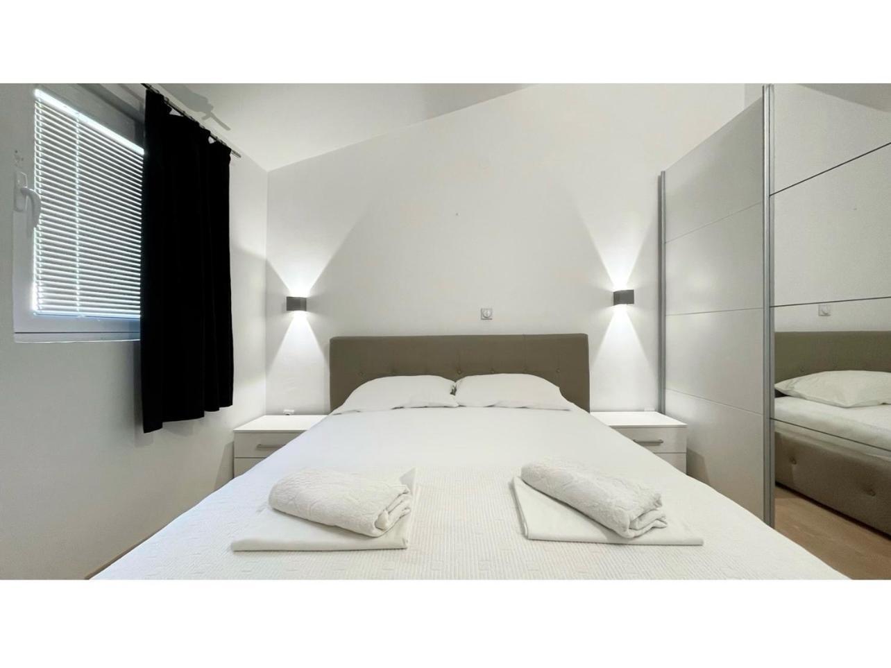 Apartments Antonela Sveti Stefan Esterno foto
